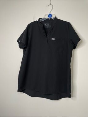 Figs  Black Short-Sleeve Scrub Shirt Size Large Medical Staff